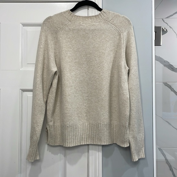 LOFT Cream and Black Eiffel Tower Paris Crew Neck Sweater Size M - Picture 5 of 8